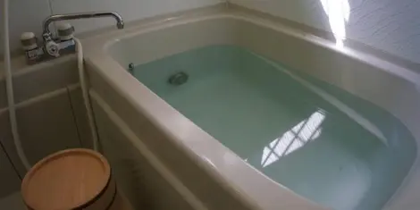 La salle de bain de la maison Shinnyodo La salle de bain de la maison Shinnyodo