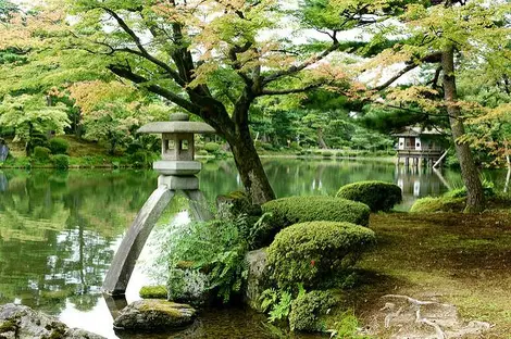 Le jardin Kenroku-en, à Kanazawa, préfecture d'Ishikawa Le jardin Kenroku-en, à Kanazawa, préfecture d'Ishikawa