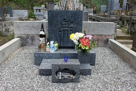 La tombe de Yasujiro Ozu à Kamakura La tombe de Yasujiro Ozu à Kamakura