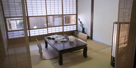 Le salon "ima" de notre maison Koyasu à Kyoto Le salon "ima" de notre maison Koyasu à Kyoto