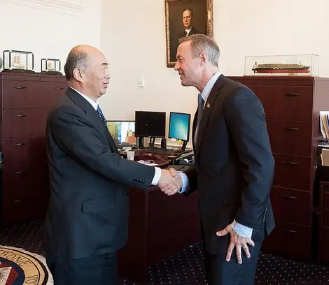 Le gouverneur du Maryland rencontre l'ambassadeur japonais Sasae Le gouverneur du Maryland rencontre l'ambassadeur japonais Sasae