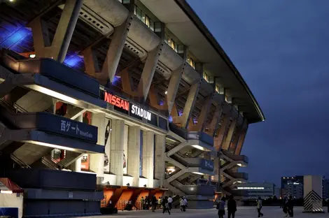 Le stade Nissan vu de l'extérieur Le stade Nissan vu de l'extérieur