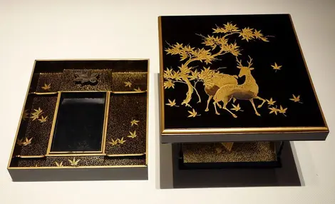 Edo writing case, Tokyo National Museum.