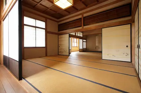chambre-etage-villa-kyu-furukawa chambre-etage-villa-kyu-furukawa