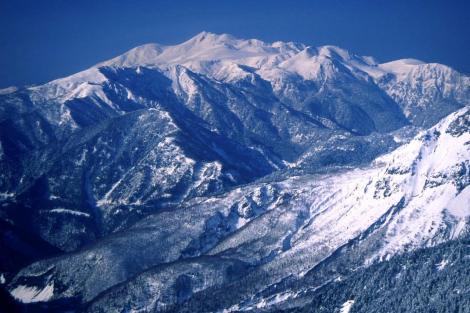 Le mont Norikura vu depuis le mont Hotaka en hiver