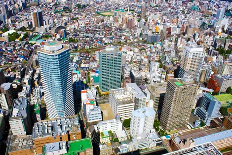 Sunshine city, dans le quartier d'Ikebukuro à Tokyo.