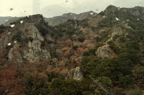 Les gorges de Kankakei, vues du téléphérique Les gorges de Kankakei, vues du téléphérique
