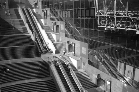 Les escalators de la gare de Kyoto Les escalators de la gare de Kyoto