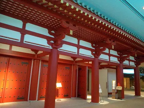 Man'yō-_Museum_Video_Hall Man'yō-_Museum_Video_Hall