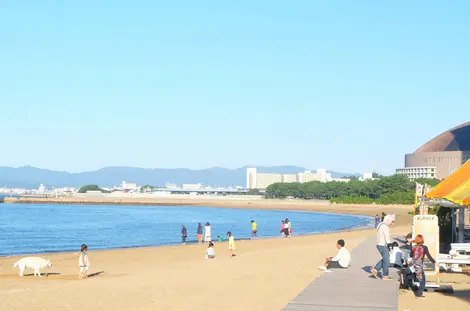 Momochi-Strand