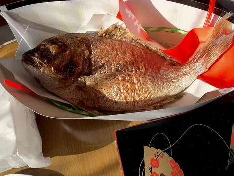 Daurade pour une cérémonie shintoïste Daurade pour une cérémonie shintoïste