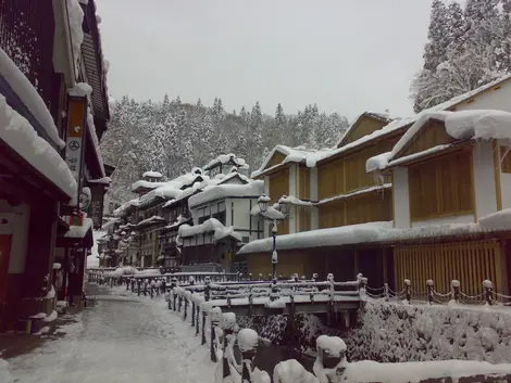 Ginzan Onsen sous la neige