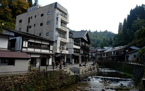 Rivière de Ginzan Onsen