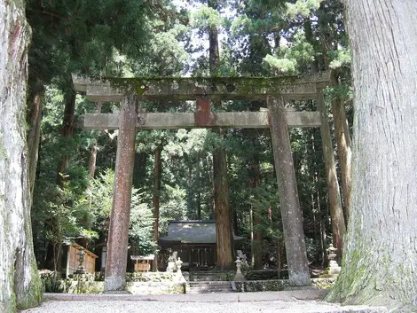 Murouji-ryuketsu-jinja Murouji-ryuketsu-jinja