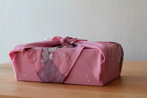 A box wrapped in a furoshiki