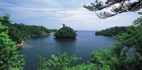 ile-horaijima-tsukumo