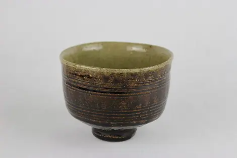 tea_bowl_by_Shoji_Hamada