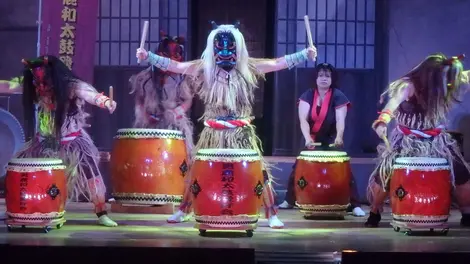 spectacle-theatre-kosaka spectacle-theatre-kosaka
