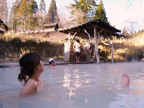 Tsurunoyu onsen