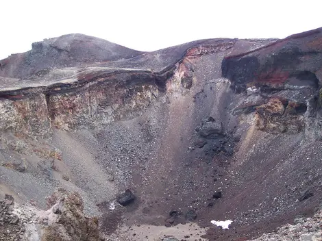 Le cratère principal du Mont Fuji