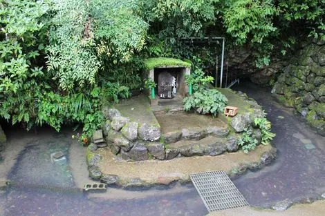 fontaine-kumanozo-jinja fontaine-kumanozo-jinja