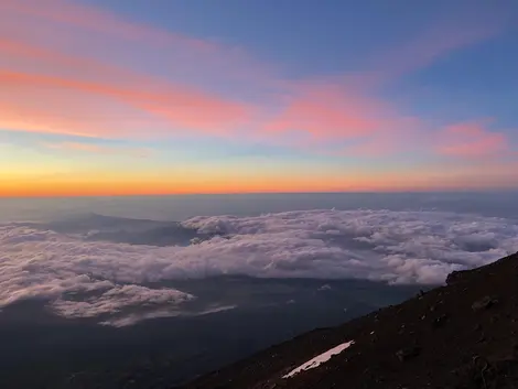 Le ciel se pare de mille couleurs Le ciel se pare de mille couleurs
