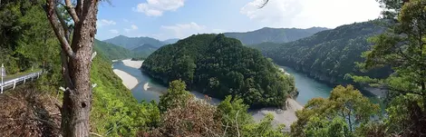 Vue sur le village de Kizuro Vue sur le village de Kizuro