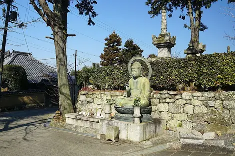 Statue au temple Kurodani Statue au temple Kurodani