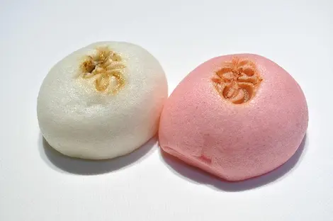 kohaku-manju kohaku-manju