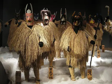 Représentation de namahage Musée de Folklore d’ Oga Shinzan Représentation de namahage Musée de Folklore d’ Oga Shinzan