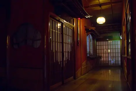 Les couloirs du Kanaguya Onsen ont inspiré les décors du Voyage de Chihiro Les couloirs du Kanaguya Onsen ont inspiré les décors du Voyage de Chihiro