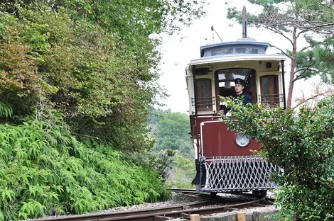 tramway-kyoto-meiji-mura tramway-kyoto-meiji-mura