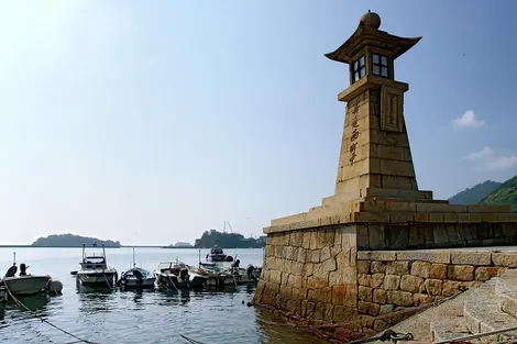 Le vieux phare de pierre de Tomonoura Le vieux phare de pierre de Tomonoura
