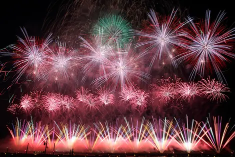 Grand feu d'artifices d'Omagari Grand feu d'artifices d'Omagari