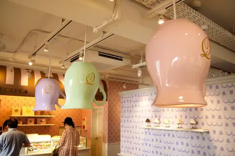 La décoration étonnante du Q-POT Café La décoration étonnante du Q-POT Café
