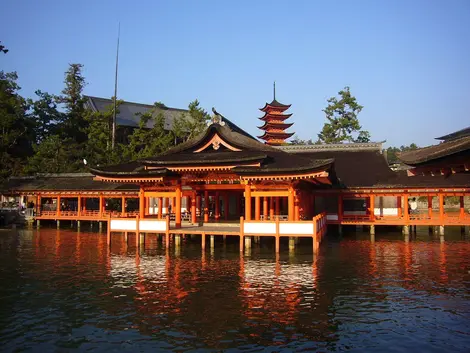 sanctuaire d'Itsukushima sanctuaire d'Itsukushima
