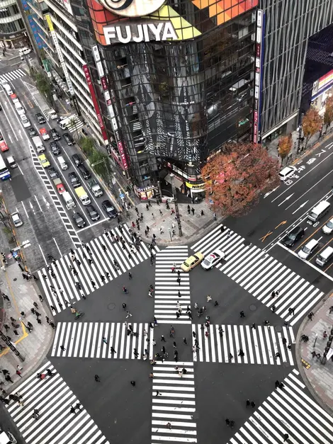Le carrefour piéton de Ginza Le carrefour piéton de Ginza