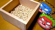 Masques et haricots utilisés pour la cérémonie du Setsubun