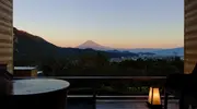 Un onsen privé avec vue sur le Mont Fuji !
