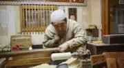 L'artisanat traditionnel du Tohoku - les poupées Kokeshi