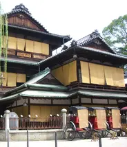 Dogo Onsen, l'inspiration derriere Le Voyage de Chihiro (Ghibli)