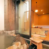 Profitez d'un bain traditionnel japonais dans votre chambre au ryokan