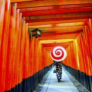Besuchen Sie Fushimi Inari, einen der berühmtesten Schreine in Kyoto