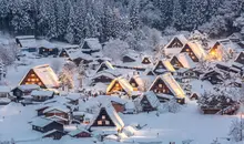 Shirakawago Unesco world heritage village in Japanese Alps