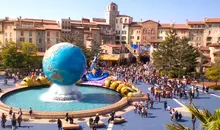 Dans la baie de Tokyo, Disney Sea lie ses attractions à la mer et  au Japon.