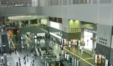 L'intérieur de la gare de Kyoto