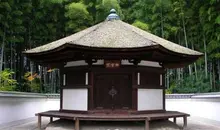 El templo Koryu-ji contiene muchos tesoros nacionales de Japón.