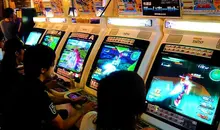 In Tokyo, Taito arcades (Akihabara) terminals together the most talented hardocre gamer.