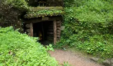 L'entrée de l’ancien puits de mine Ryugenji Mabu