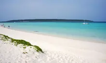 La plage de Yonaha Maehama, Miyakojima